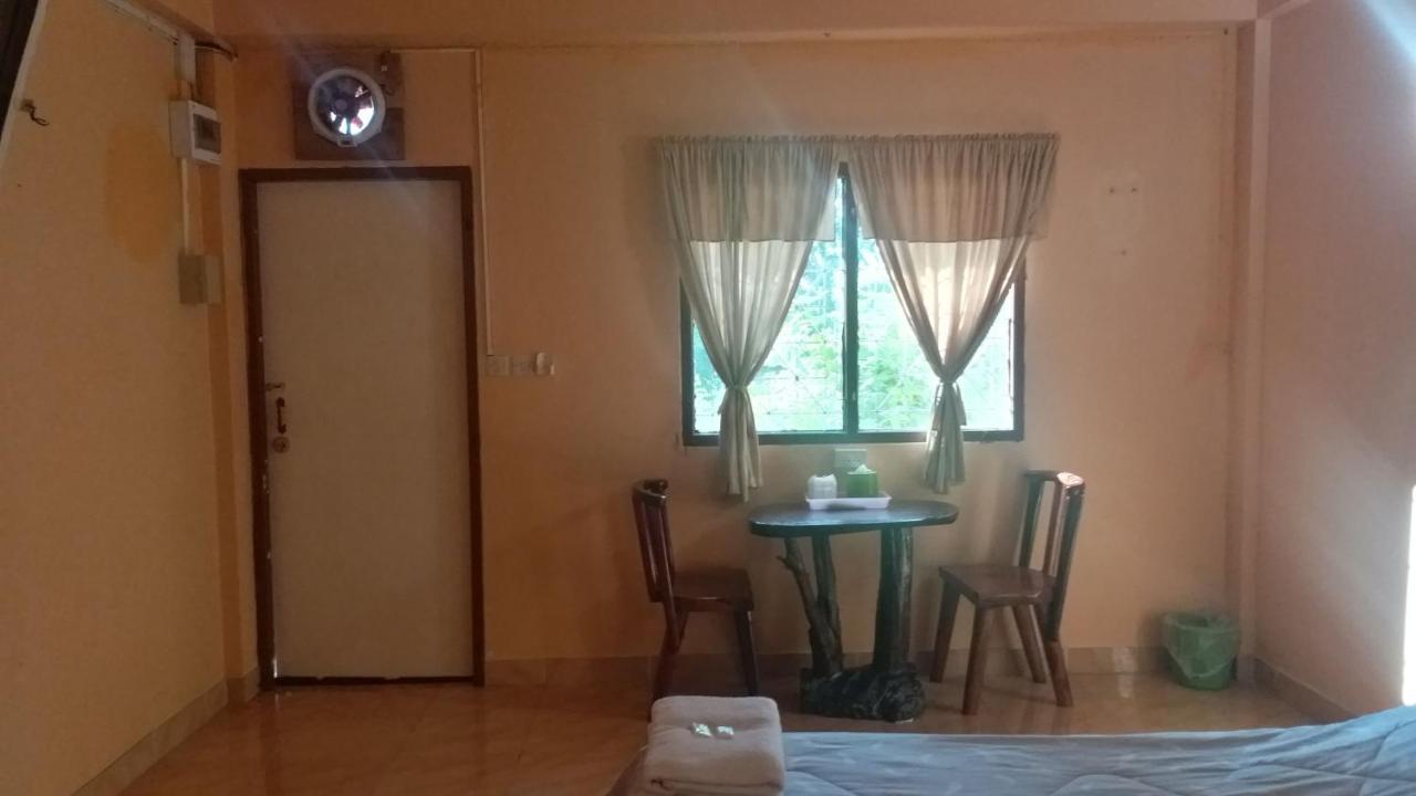 The 99 Inn Hotel Pak Chong Екстериор снимка
